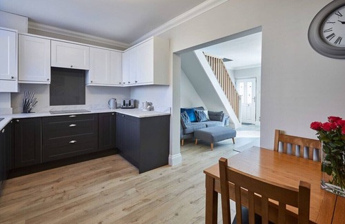 Witton Gilbert House | Host & Stay | No.8 Su