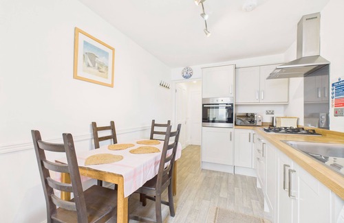 Amble House | Host & Stay | Pier View