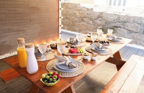 Sao Mamede de Infesta House | Host Wise - Charming Spacious Duplex House