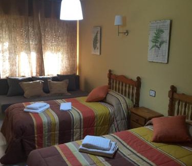 Triollo Hotel | Hostal Asador La Montaña