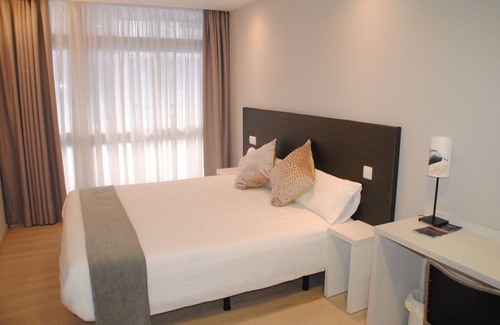 La Nova Esquerra de l'Eixample House | Hostal Aslyp 114