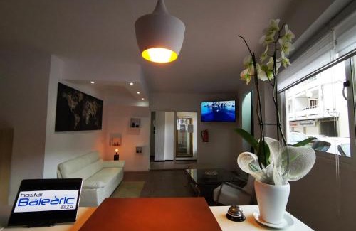 Sant Antoni de Portmany House | Hostal Baleàric