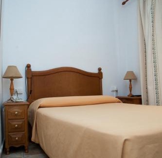Old Town of Avila House | Hostal El Rincón