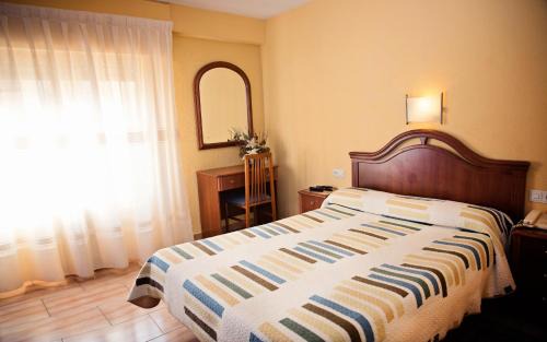Old Town House | Hostal Guzman El Bueno by gaiarooms