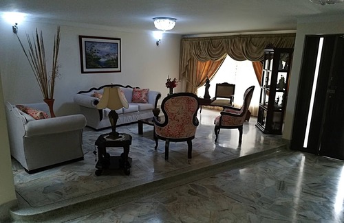 Palmira House | HOSTAL HOUSE LAS MERCEDES-HABITACION 1