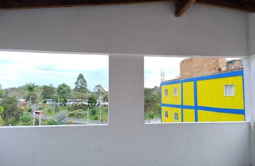 Guatape House | Hostal La Casona, A Media Cuadra del Parque Principal y el Malecom, pet Friendly