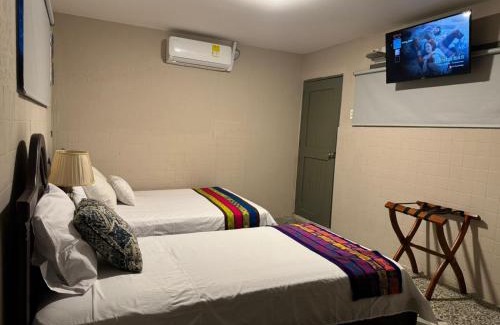 Camarones House | Hostal La Casta