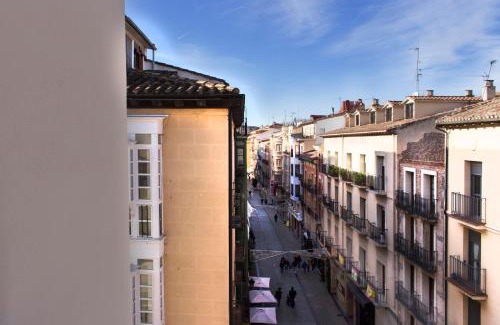 Logrono Historic Centre House | Hostal La Numantina