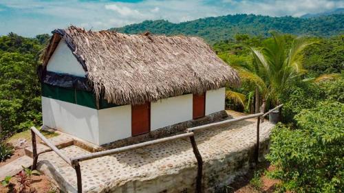 Canaveral Hotel | HOSTAL MIRADOR dentro del parque tayrona
