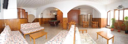 Sant Antoni de Portmany House | Hostal Montaña