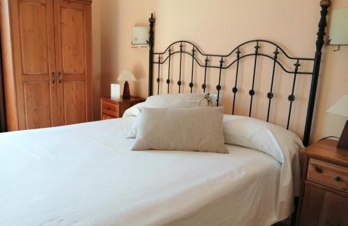 Pilas House | Hostal PILAS ALCARAYÓN
