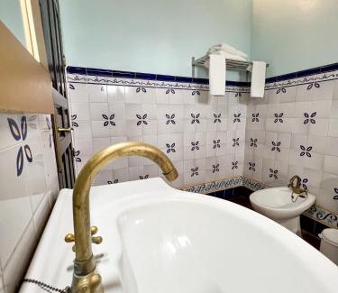 Carmona House | Hostal Servilia