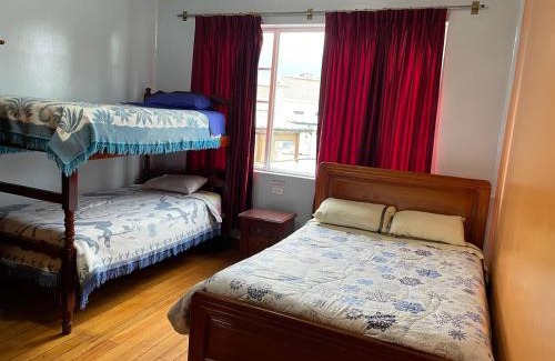 La Mariscal House | Hostal Taxo Yura