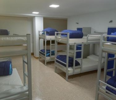 Rodeiro House | Hostal y Albergue Carpinteiras