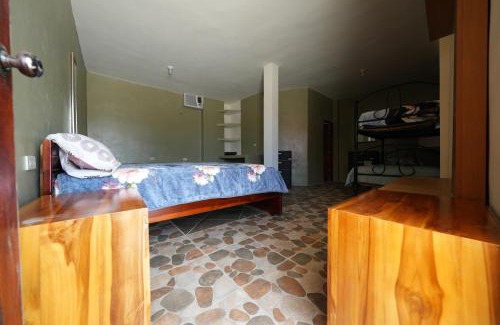 Playas Apartment | HostaSuites Mijinn