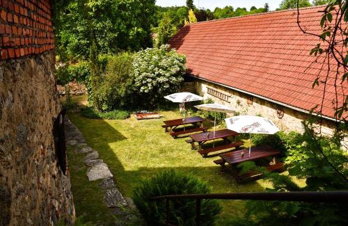 Jistebnice House | Hostinec a penzion U Rezků