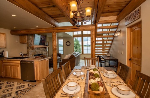 Pagosa Springs House | Hot Toddy: Lakefront Beauty w/Hot Tub, Fireplace, Games, Paddleboards, 6 Min to Uptown, Lake Access