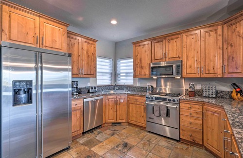 Bear Hollow Village House | Hot Tub, 2 Mi to Cabriolet Lift: Family Mtn Escape