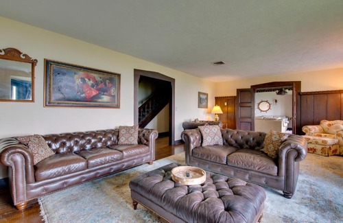 Sybertsville House | Hot Tub and Mtn Views Expansive Hazleton Retreat