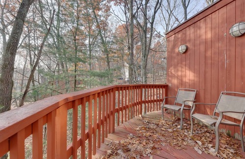 Bushkill House | Hot Tub-Game Room-Fire Pit-Amenities+More!