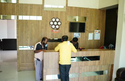 Solapur Hotel | Hotel Aryan Pune Express Highway