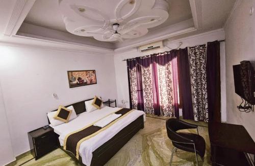 Gurugram Bed & Breakfast | Hotel Ashiyana Elite I Near Dlf Golf Course Road I Gurgaon