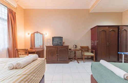 Cilimus Hotel | Hotel Ayong Linggarjati Kuningan Mitra RedDoorz