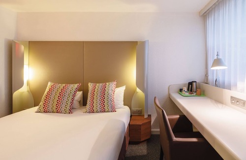 Bron Hotel | Hotel Campanile Lyon Est - Bron Eurexpo
