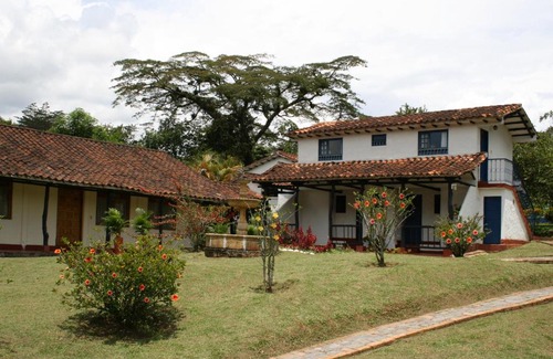 Moniquira Hotel | Hotel Campestre Los Arrayanes