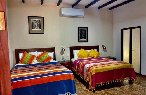 Juchitan de Zaragoza Hotel | Hotel casa teresa café galería