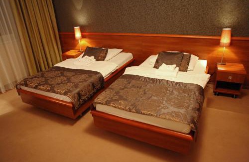 Nitra Hotel | HOTEL CENTRUM with free parking