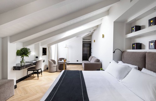 Trieste Old Town Hotel | Hotel Continentale