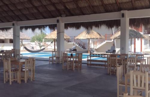 Puerto Arista Hotel | Hotel Coral Bungalow