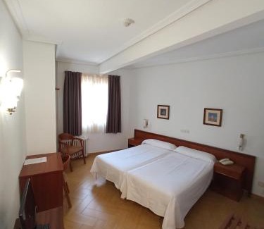 Segovia Old Town Hotel | Hotel ELE Acueducto