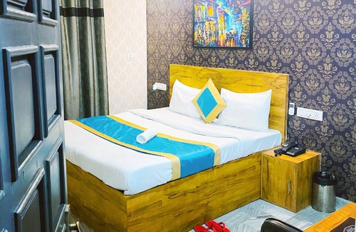 Sirsa Hotel | Hotel Eleven (Make Your Stay Comfortable With Us)