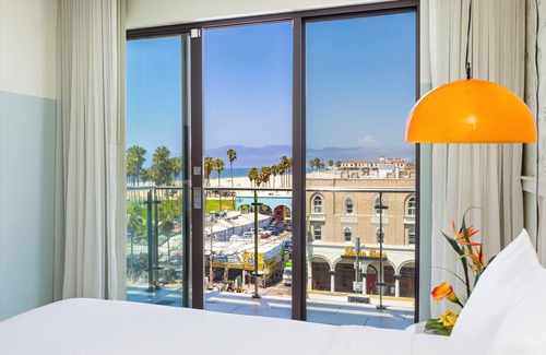 Venice Hotel | Hotel Erwin Venice Beach