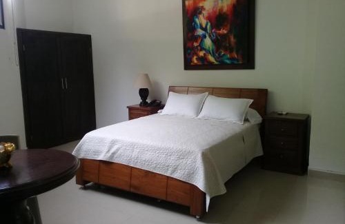 Caucasia Hotel | Hotel Frutas del Lago