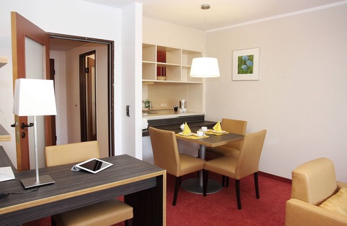 Aubing-Sud Apartment | Hotel Gästehaus Forum am Westkreuz