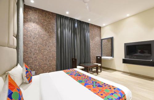Noida Hotel | Hotel Ganeshwaram 149