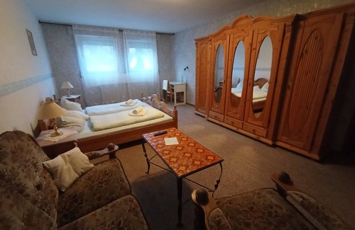 Elkeringhausen Hotel | Hotel Gasthof Müller