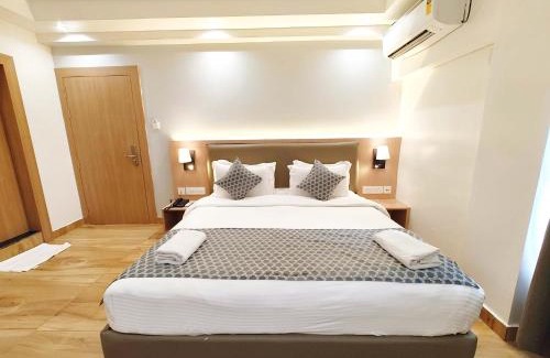 Puri Hotel | HOTEL GRAND RESORT PURI - Swimming-pool-and-Garden, near-sea-beach-and-temple fully-air-conditioned-hotel with-lift-and-parking-facility - A Luxury Collection of Hotel