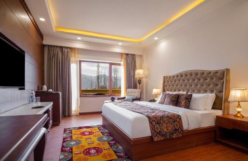 Leh Hotel | Hotel Gyalpo Residency - A Mountain View Luxury Hotel in Leh