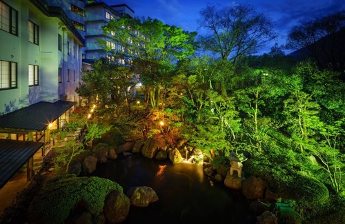 Iwamuro Onsen House | Hotel Hoho "A hotel overlooking the Echigo Plain and the Yahiko mountain range"