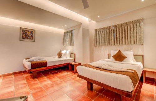 Mysore Hotel | Hotel J N Stay Mysore - 12 Minutes to Mysore Palace