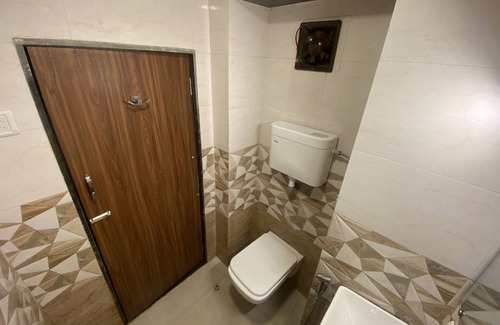 Masjid Bandar Hotel | Hotel Jodiya - Near CST