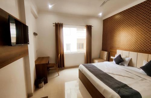 Gorakhpur Hotel | HOTEL JVS PALACE