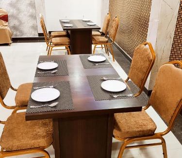 Gorakhpur Hotel | HOTEL JVS PALACE