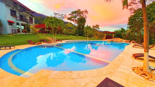 Restrepo Hotel | Hotel Kamelot Colonial