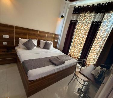 Zirakpur Hotel | Hotel kartik
