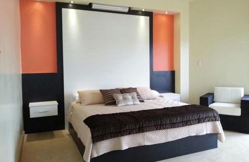Puerto Villamil Hotel | Hotel La Laguna Galapagos